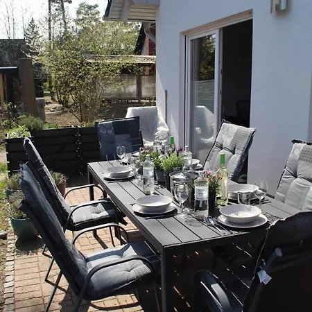Auszeit Am - 100m Zum - Mit Terrasse - 2 Baeder Und 3 Schlafzimmer Plau am See